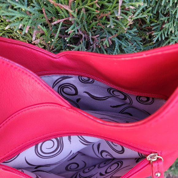 B.lush red bag - Picture 4 of 5